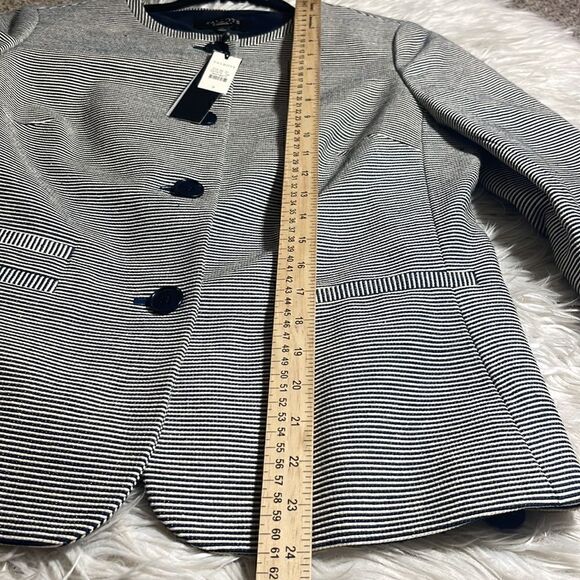 Talbots Jacket Womens size 8 the jackie fit Blazer  striped button Up preppy New - Picture 8 of 9